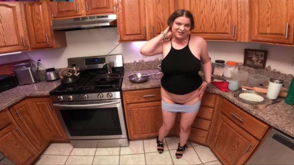 Stepmom Gets It In The Kitchen From Her Stepson After The Divorce - upornia.com - Usa on nochargetube.com