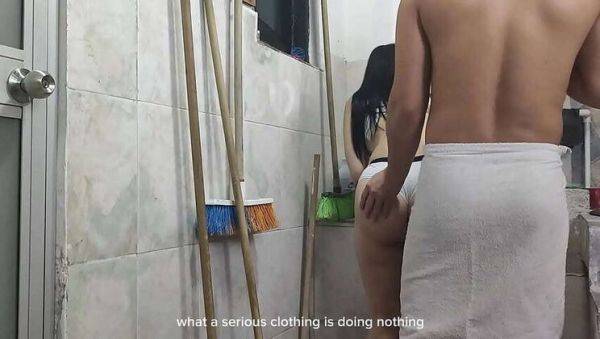 I Had Sex With My StepCousin While She Was Washing Her Undies! - porntry.com - Colombia on nochargetube.com