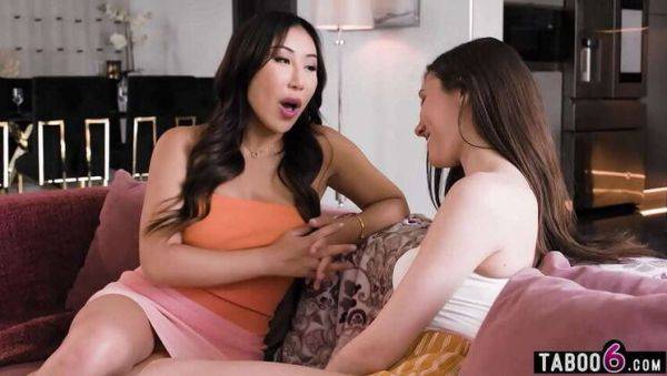 Lesbian Maya Woulfe Dominates Nicole Doshi with Strapon for Anal Play - porntry.com - China on nochargetube.com