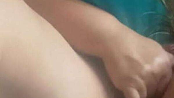Public Fingering of Shaved Pussy by Hot And Juicy1 - veryfreeporn.com on nochargetube.com