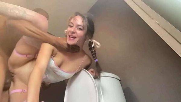 Wicked woman enjoys deep-throating and adoring BBC - porntry.com on nochargetube.com