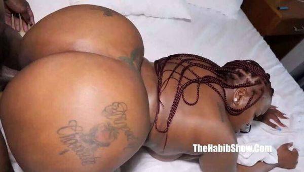 Chicago's Very Own: Tbooty in Raw Doggy Style - Amateur, Ebony Reality - veryfreeporn.com on nochargetube.com