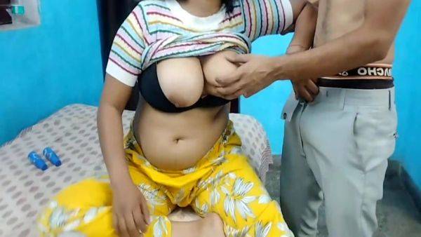 Xxx Soniya - Cute Girl Sexy Boobs इतन सदर लडक क दख क मझ स रह नह P 10 Min - desi-porntube.com - India on nochargetube.com