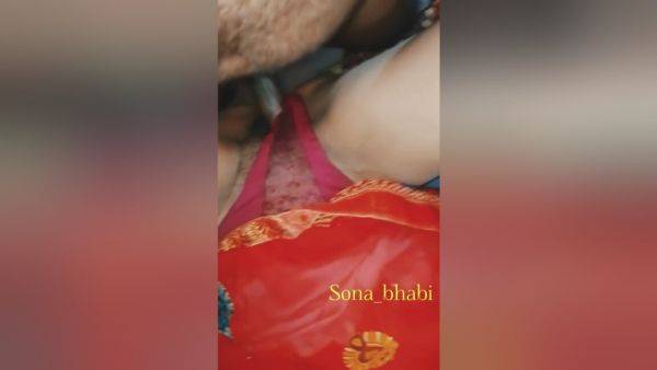 Laal Saree Me Bhabhi Ki Gulabi Chut Aur Tight Gaand Ki Mast Chudai. Best Xxx Indian Video - Indian Xxx And Hindi Sex - desi-porntube.com - India on nochargetube.com